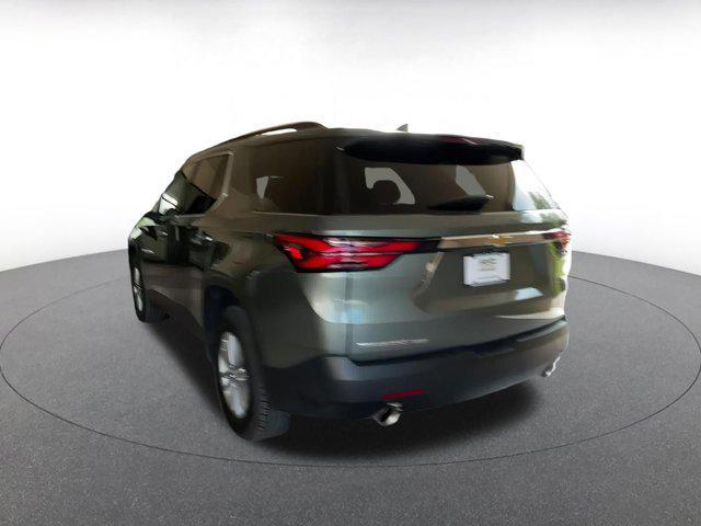 Photo of 2023 Silver Sage Metallic Chevrolet Traverse