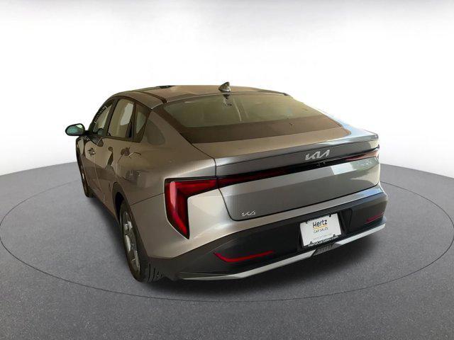 Photo of 2025 Steel Gray Kia K4