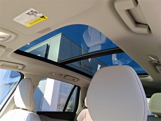 Photo of 2025 Onyx Black Volvo XC90