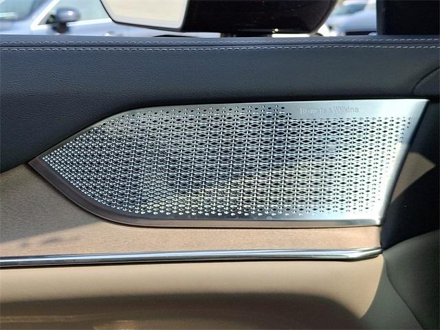 Photo of 2025 Mulberry Volvo EX90