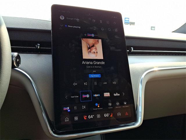 Photo of 2025 Mulberry Volvo EX90