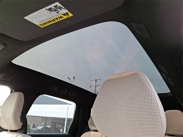 Photo of 2025 Mulberry Volvo EX90