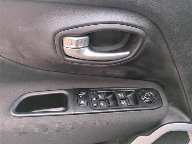 Photo of 2019 Sting-Gray Clearcoat Jeep Renegade