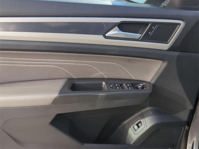 Photo of 2023 Platinum Gray Metallic Volkswagen Atlas