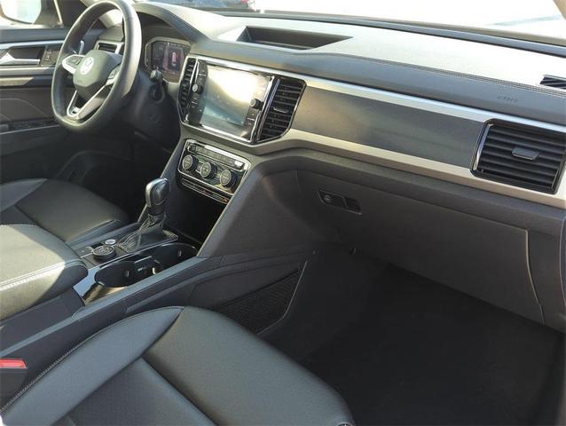 Photo of 2023 Platinum Gray Metallic Volkswagen Atlas