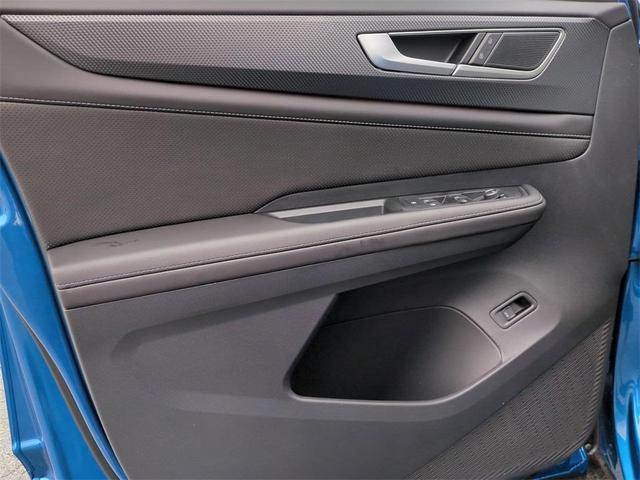 Photo of 2025 Kingfisher Blue Metallic Volkswagen Atlas Cross Sport