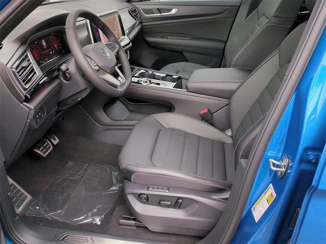 Photo of 2025 Kingfisher Blue Metallic Volkswagen Atlas Cross Sport