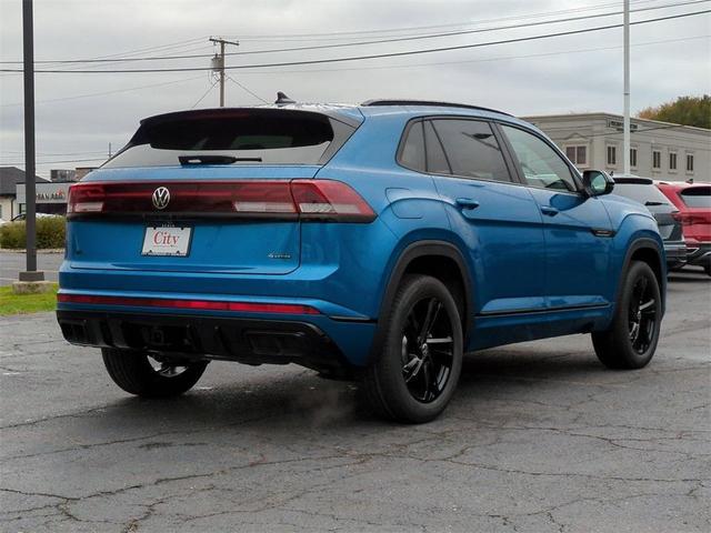 Photo of 2025 Kingfisher Blue Metallic Volkswagen Atlas Cross Sport