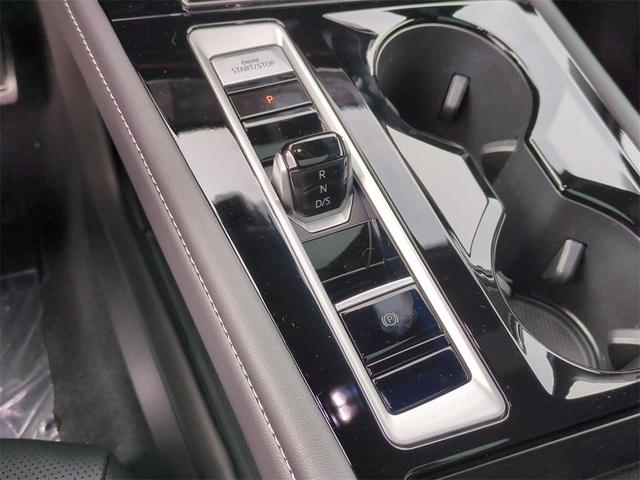 Photo of 2025 Kingfisher Blue Metallic Volkswagen Atlas Cross Sport