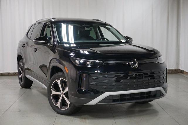 Photo of 2025 Deep Black Volkswagen Tiguan