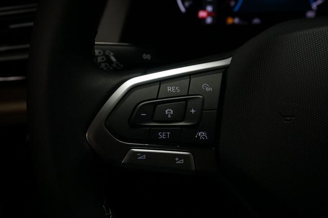 Photo of 2025 Silver Mist Volkswagen Atlas Cross Sport