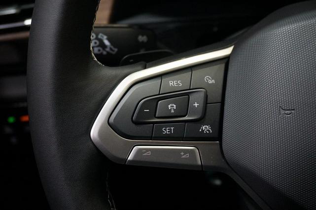 Photo of 2025 Mountain Lake Blue Metallic Volkswagen Atlas