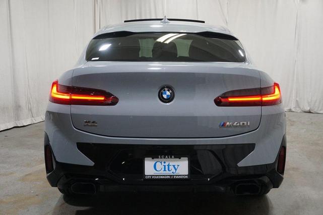 Photo of 2022 Brooklyn Gray Metallic BMW X4