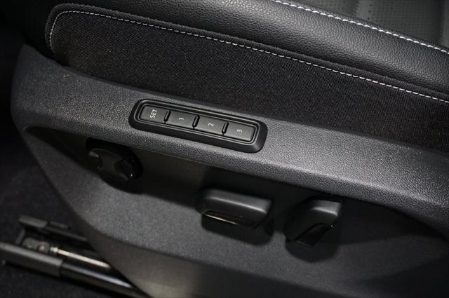 Photo of 2025 Mountain Lake Blue Metallic Volkswagen Atlas Cross Sport