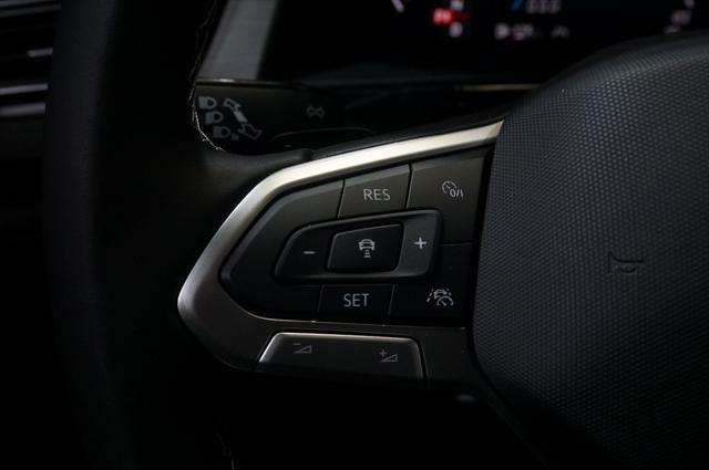 Photo of 2025 Pure White Volkswagen Atlas Cross Sport