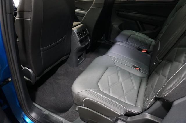Photo of 2024 Kingfisher Blue Metallic Volkswagen Atlas Cross Sport