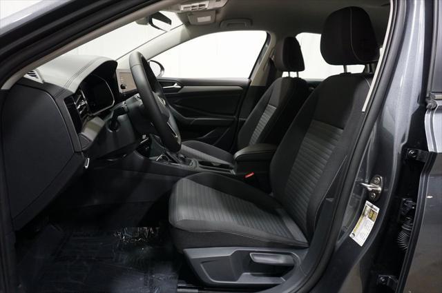 Photo of 2025 Platinum Gray Volkswagen Jetta