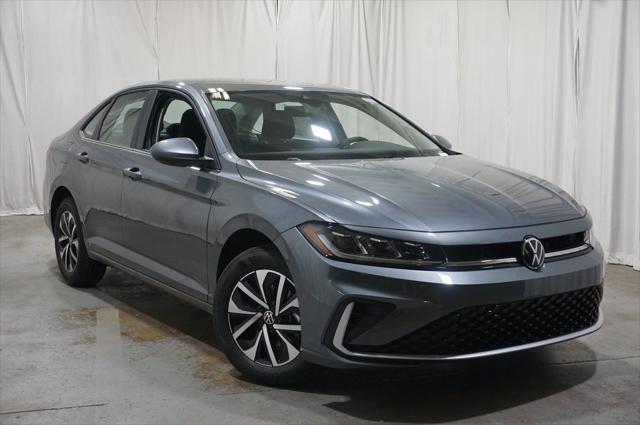 Photo of 2025 Platinum Gray Volkswagen Jetta
