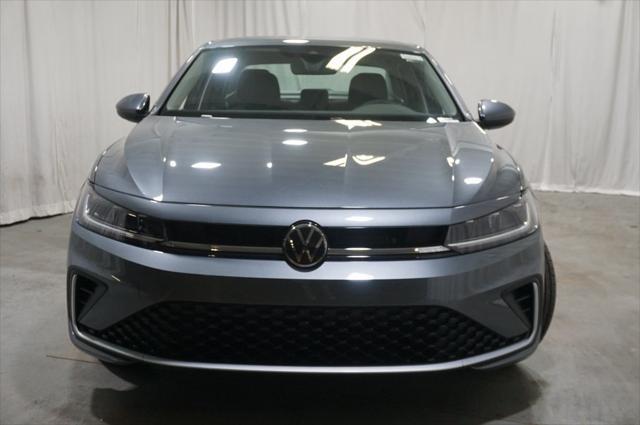 Photo of 2025 Platinum Gray Volkswagen Jetta