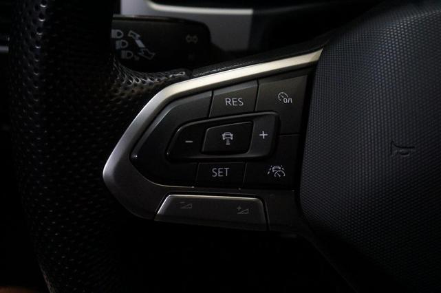 Photo of 2022 Tourmaline Blue Metallic Volkswagen Atlas Cross Sport