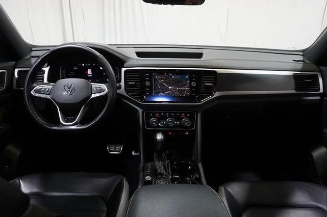 Photo of 2022 Tourmaline Blue Metallic Volkswagen Atlas Cross Sport