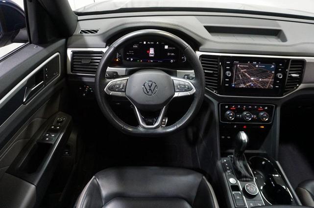 Photo of 2022 Tourmaline Blue Metallic Volkswagen Atlas Cross Sport