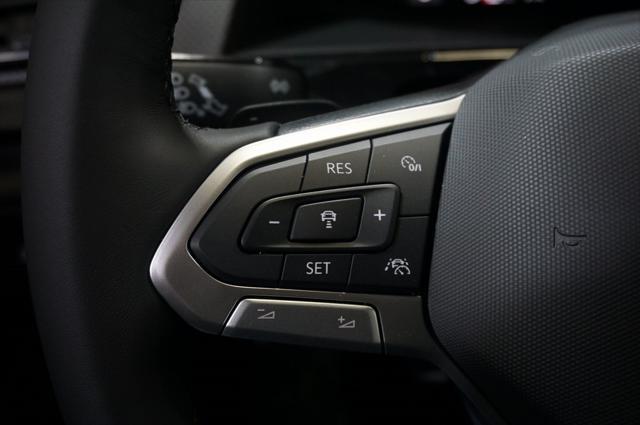 Photo of 2025 Opal White Volkswagen Atlas Cross Sport