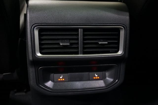 Photo of 2025 Opal White Volkswagen Atlas Cross Sport