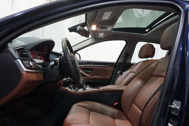 Photo of 2011 Imperial Blue Metallic BMW 535