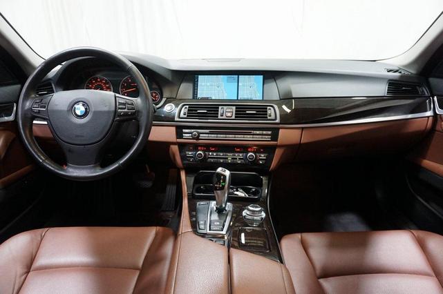 Photo of 2011 Imperial Blue Metallic BMW 535