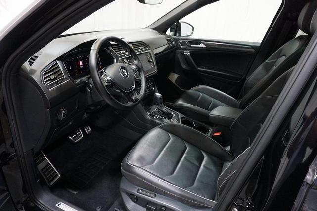 Photo of 2021 Deep Black Pearl Volkswagen Tiguan