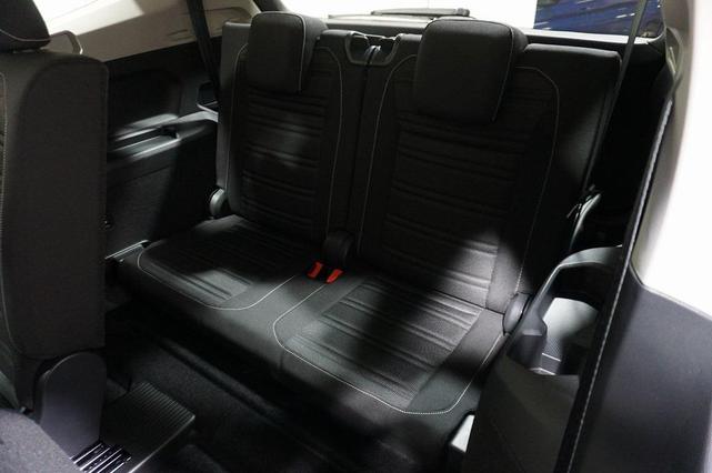 Photo of 2023 Platinum Gray Metallic Volkswagen Tiguan