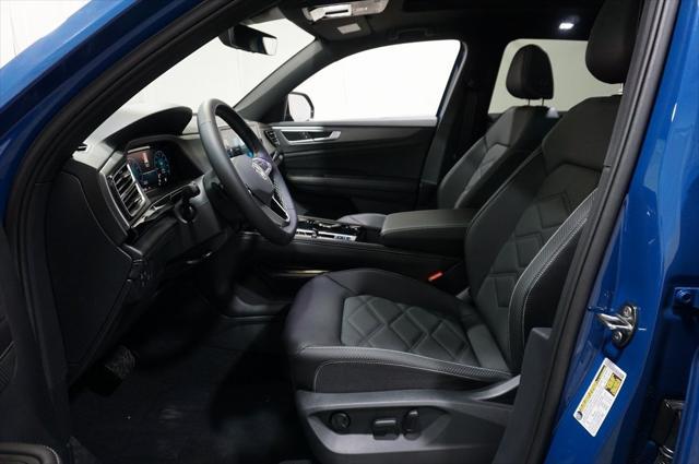 Photo of 2025 Blue Volkswagen Atlas Cross Sport
