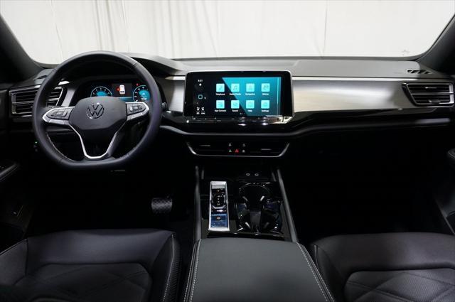 Photo of 2025 Blue Volkswagen Atlas Cross Sport