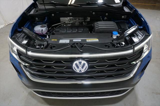 Photo of 2025 Blue Volkswagen Atlas Cross Sport