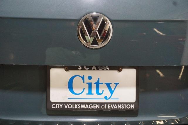 Photo of 2021 Blue Metallic Volkswagen Tiguan
