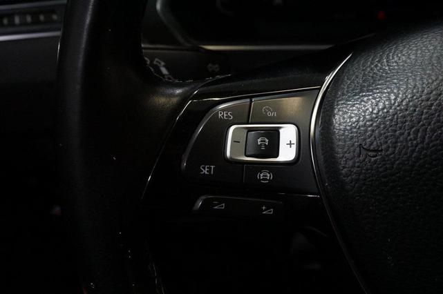 Photo of 2021 Blue Metallic Volkswagen Tiguan