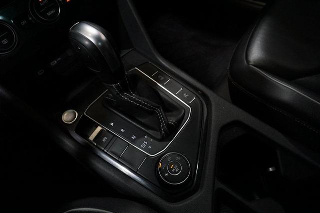 Photo of 2021 Blue Metallic Volkswagen Tiguan