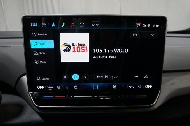 Photo of 2025 Arctic Blue Volkswagen ID.4
