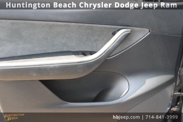 Photo of 2022 Midnight Silver Metallic Tesla Model Y