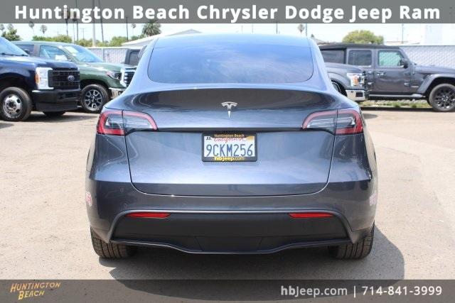 Photo of 2022 Midnight Silver Metallic Tesla Model Y