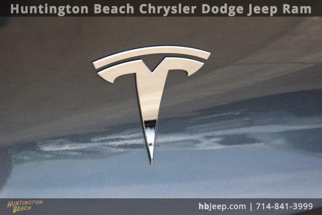 Photo of 2022 Midnight Silver Metallic Tesla Model Y