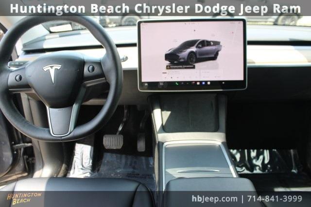 Photo of 2022 Midnight Silver Metallic Tesla Model Y