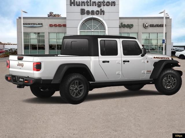 Photo of 2025 Bright White Jeep Gladiator