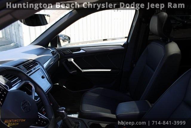 Photo of 2022 Platinum Gray Metallic Volkswagen Tiguan