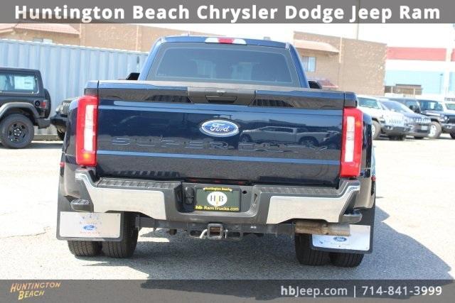 Photo of 2023 Antimatter Blue Metallic Ford F-350