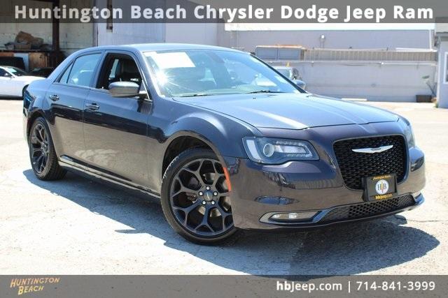 2019 Chrysler 300