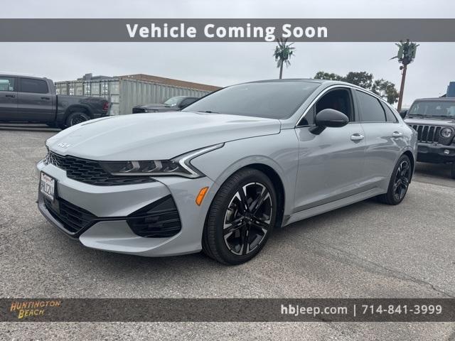 Photo of 2022 Wolf Gray Kia K5