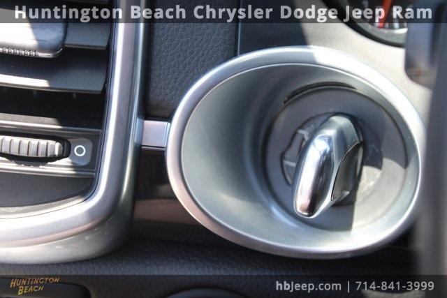 Photo of 2018 White Porsche Cayenne