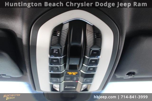 Photo of 2018 White Porsche Cayenne